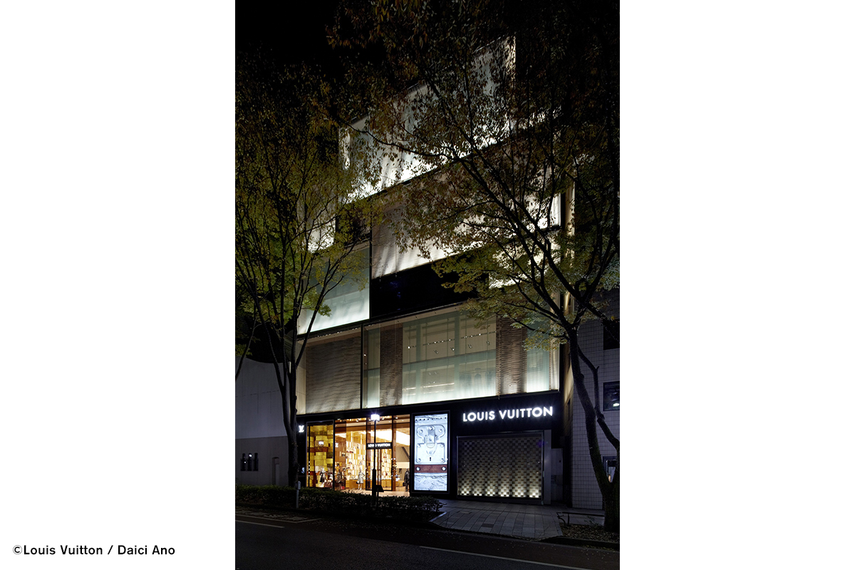 Louis Vuitton Omotesando, Architect: Jun Aoki, hiroaki ohtsu